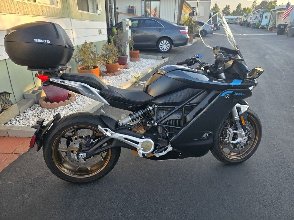 2023 Zero SR/S