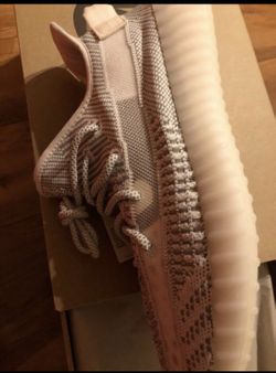 Yezzy static size 10.5 ds