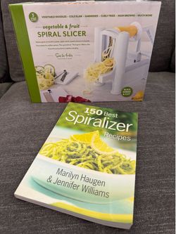 Sur La Table Vegetable & Fruit Spiral Slicer with 150 Best Spiralizer Recipes Book