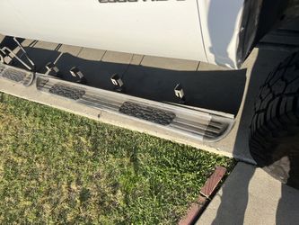 07-13 Silverado Long Bed Crew Cab Steps Luverne 