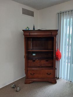 Hutch and chair for sale