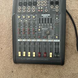 MACKIE DFX-6