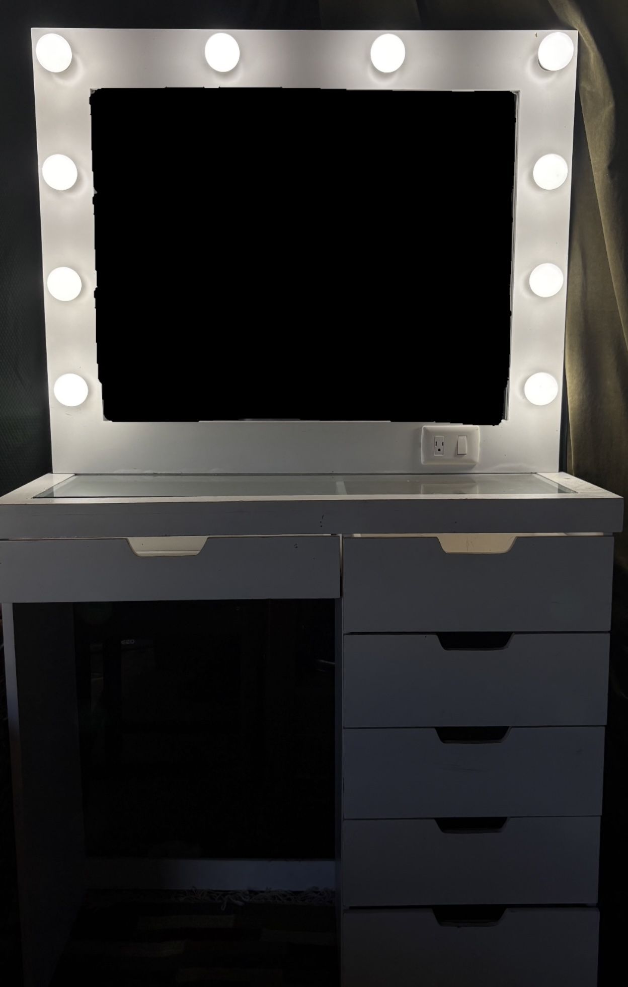 Makeup Vanity