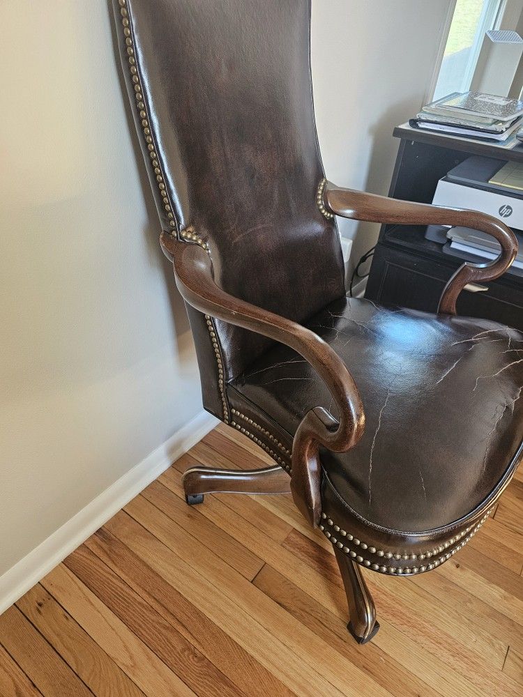 Executive High Back Office Chair