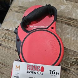 New Kong Terrain  Medium Retractable Leash 16 ft dogs up to  65soft-grip Fuchsia