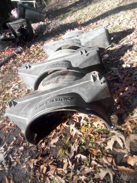 99-06 Chevy Or GMC Fan Shrods