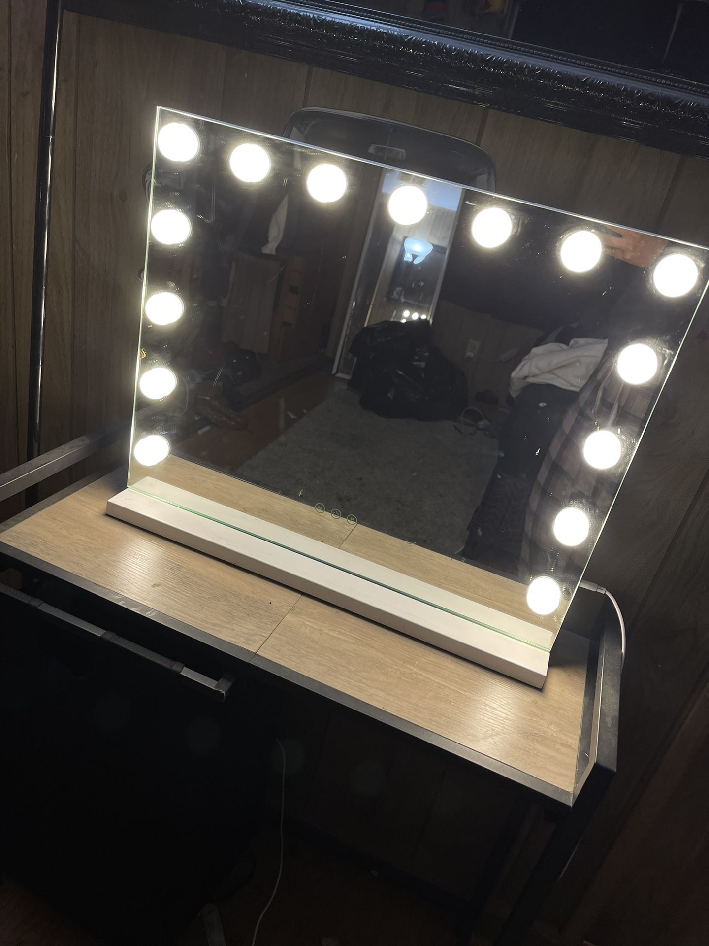 Vanity Mirror 