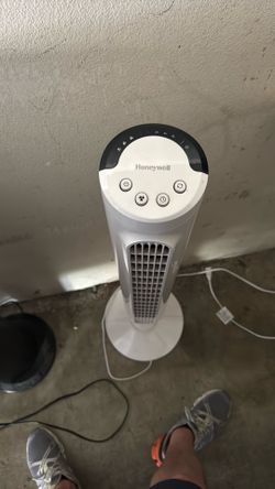 Honeywell upright fan