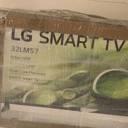 Lg Smart TV 32”