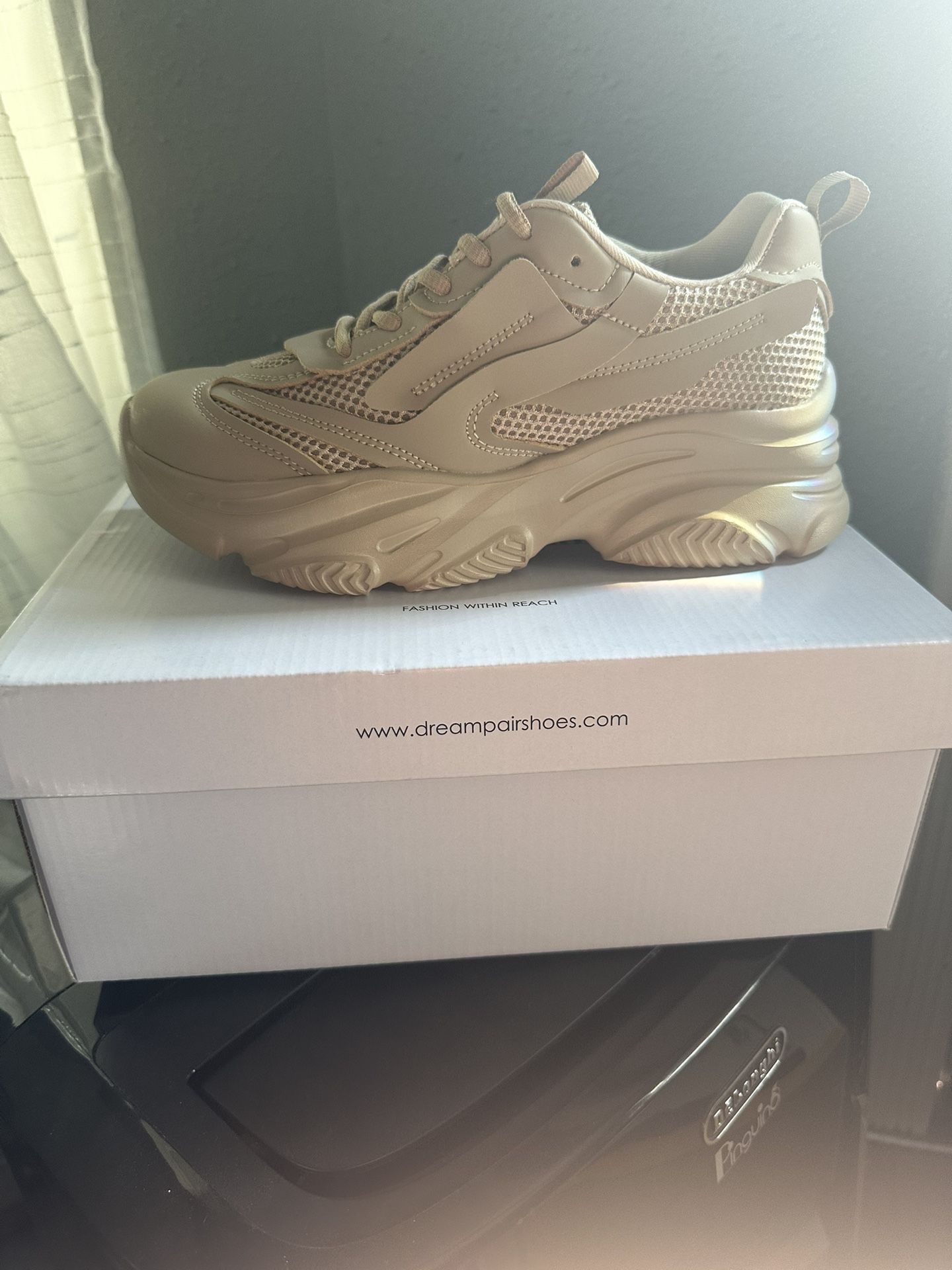Womens Shoes