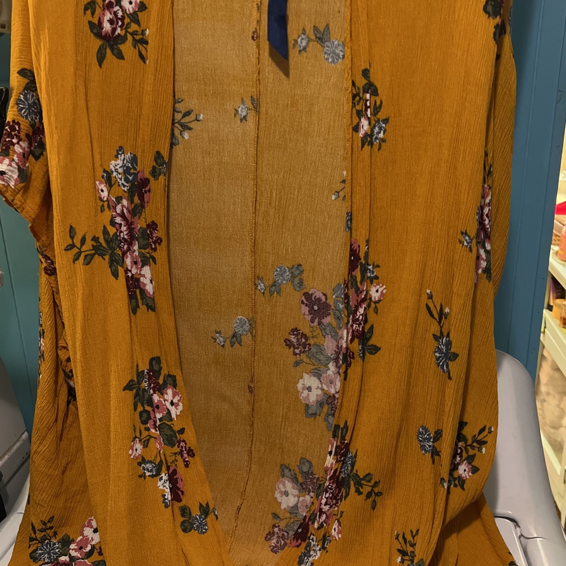 Beautiful Cafkan Short Sleeve Sweater 1X. New