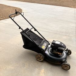 Perfect Running 158 Cc Push Mower Bags Or Mulches & I Accept Trade - Ins!