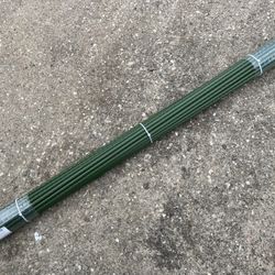 Brand New of Garden Stakes 4Ft Sturdy Plant Sticks Pack of 30