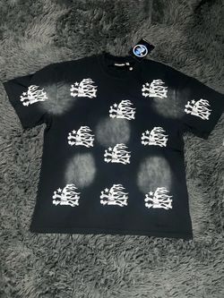 Hellstar shirt size s,Xl