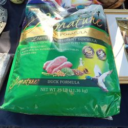 Zignature Duck Flavor Dog food