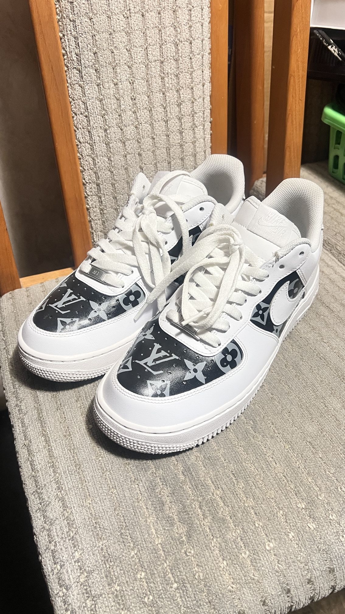 Air Force 1’s LV Print