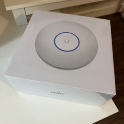 Ubiquiti UniFi UAP‑AC‑HD Wireless Access Point – New in Box 