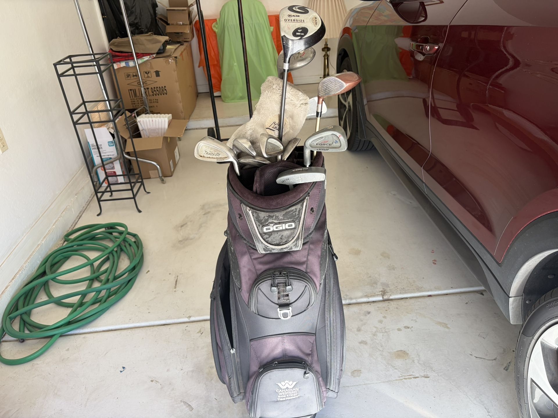 Golf Bag With Clubs