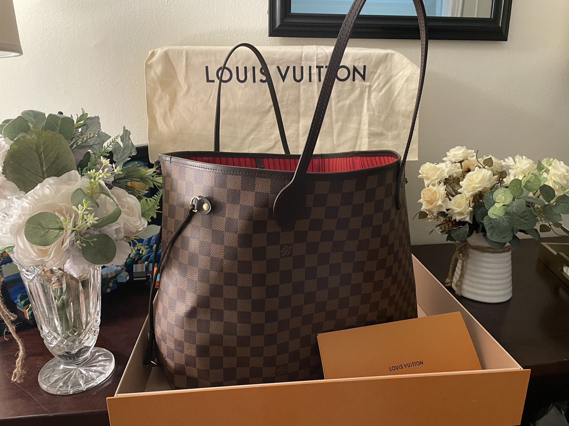 Louis baton authentic never full GM Damier for Sale in Albertson, NY