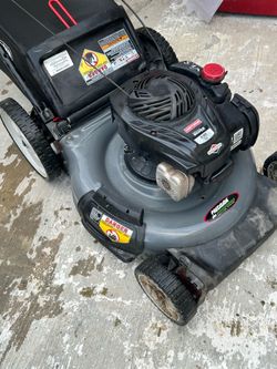 Craftsman Lawnmower. Gas Powered and Push Lawn Mower.