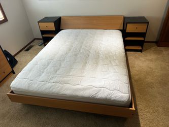 Queen size platform bed