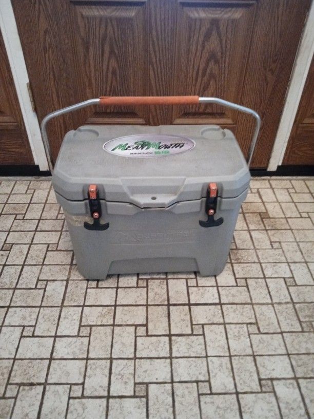 Ozark Trails 26 Quart Cooler 