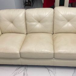 Off wwhite sofa - 160