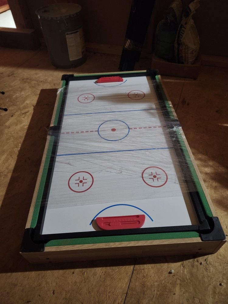 Minature Air Hocley, Foosball, Pool Table