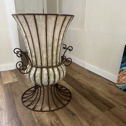 Large Heavy Plant Pot