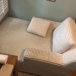 Oversized Chaise Lounge 