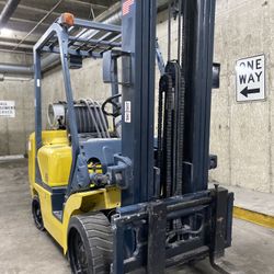 7000 lb KOMATSU forklift for sale 