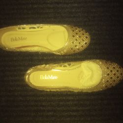 Bellamare  Gold Flats Size 8   $10