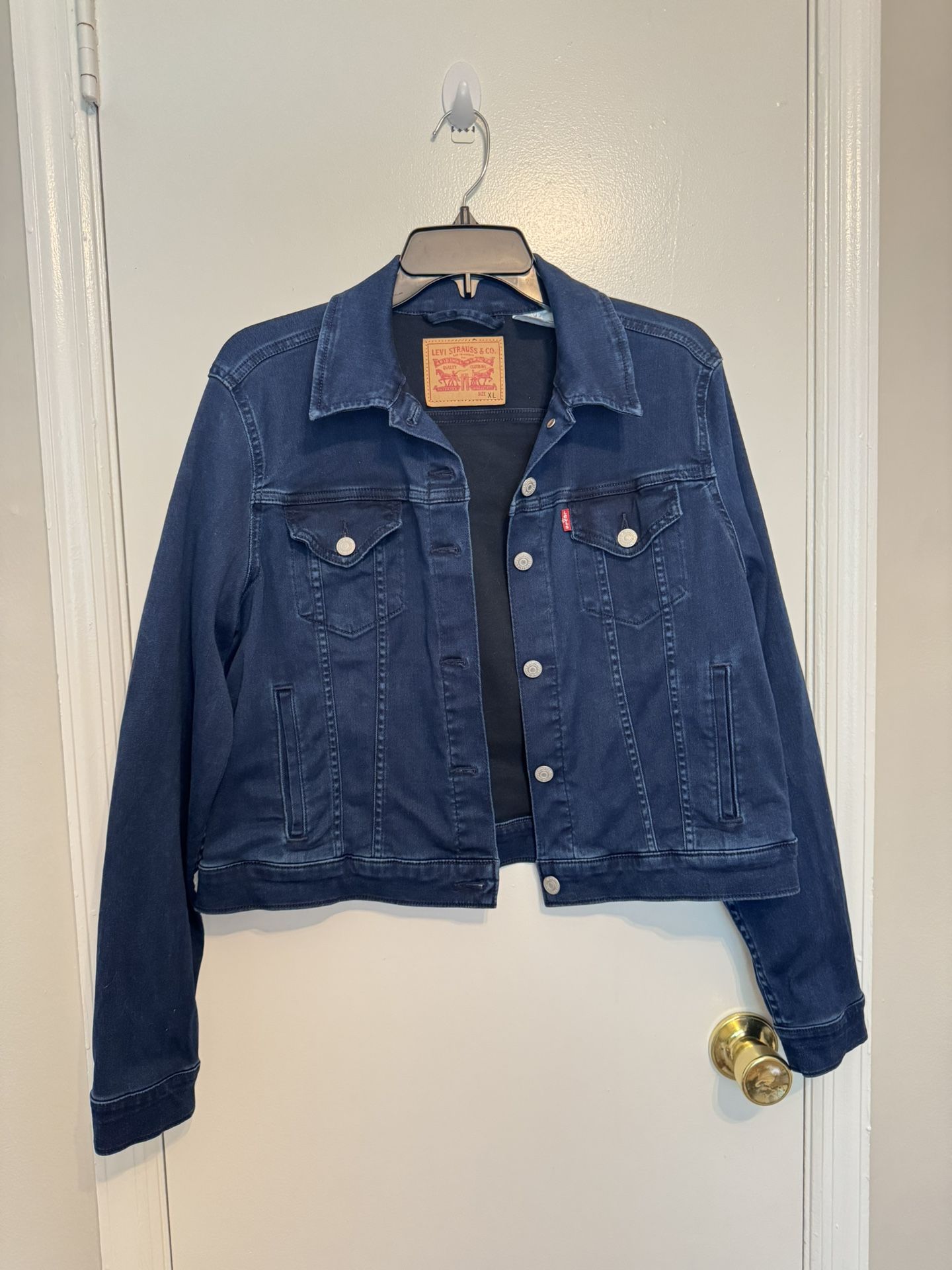 Levi's Women's Denim Jacket Size XL