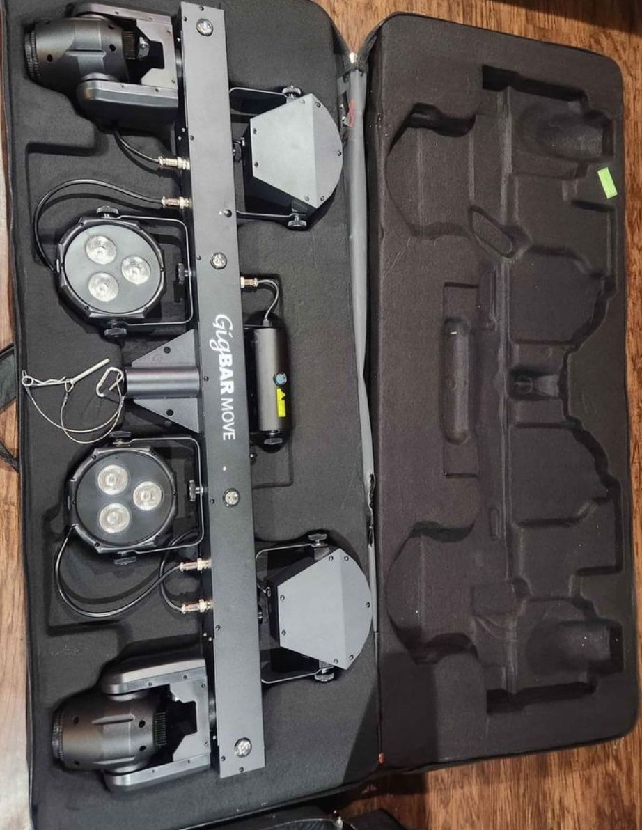 chauvet gigabar move great condition