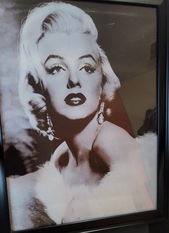 Custom One Of A Kind Picture Of Marilyn Monroe 