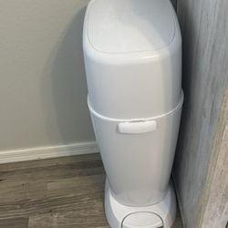 Diaper Genie 