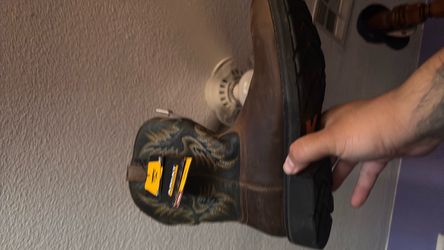 ARIAT steel toe size 13