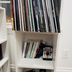 White Bookshelf (D11 W16W H42)