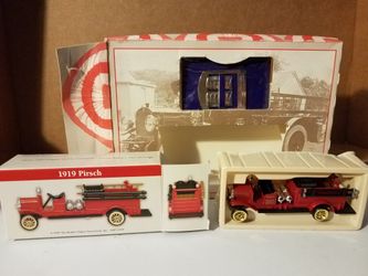 Readers Digest 1919 perch fire engine miniature and bookmark