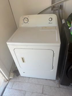 Amana White GAS DRYER