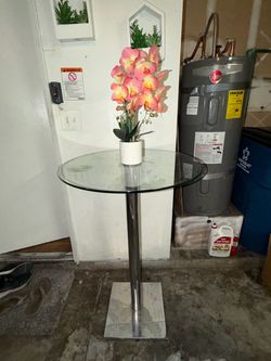 Glass High Bar Round table; 3 chairs (free or best offer)