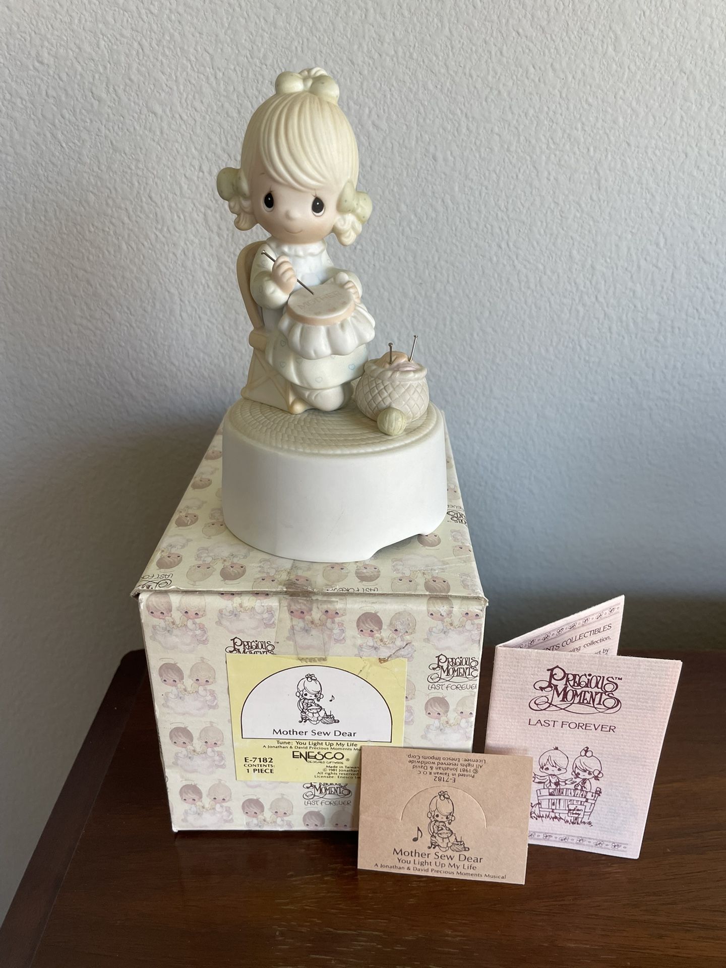 Vintage 1981 Precious Moments Figurine "Mother Sew Dear" Music Box With Box