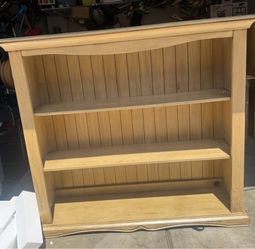 Westwood Design Meadowdale Hutch Bookcase