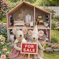 Fully Decorated IKEA Dollhouse