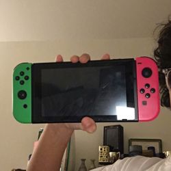 Nintendo Switch 