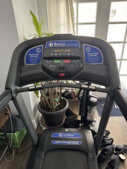 Horizon Fitness treadmill Like New