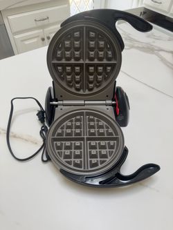 Presto 03510 Flipside Belgian Waffle Maker