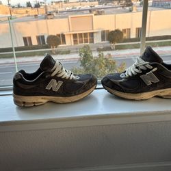 New balance 2002r