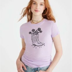 Aéropostale Womens XS Graphic T Shirt Cowboy Boots Roses Western Light Purple