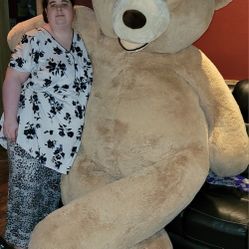 Giant Teddy Bear 